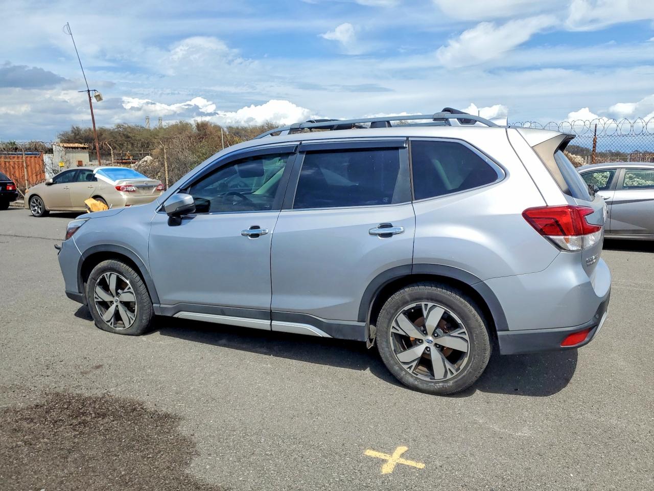 2019 SUBARU FORESTER TOURING photo 2