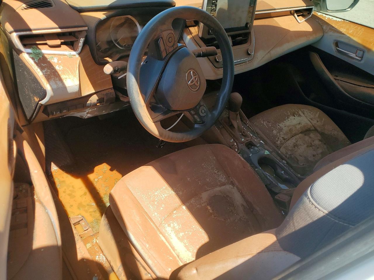 2021 TOYOTA COROLLA LE photo 8