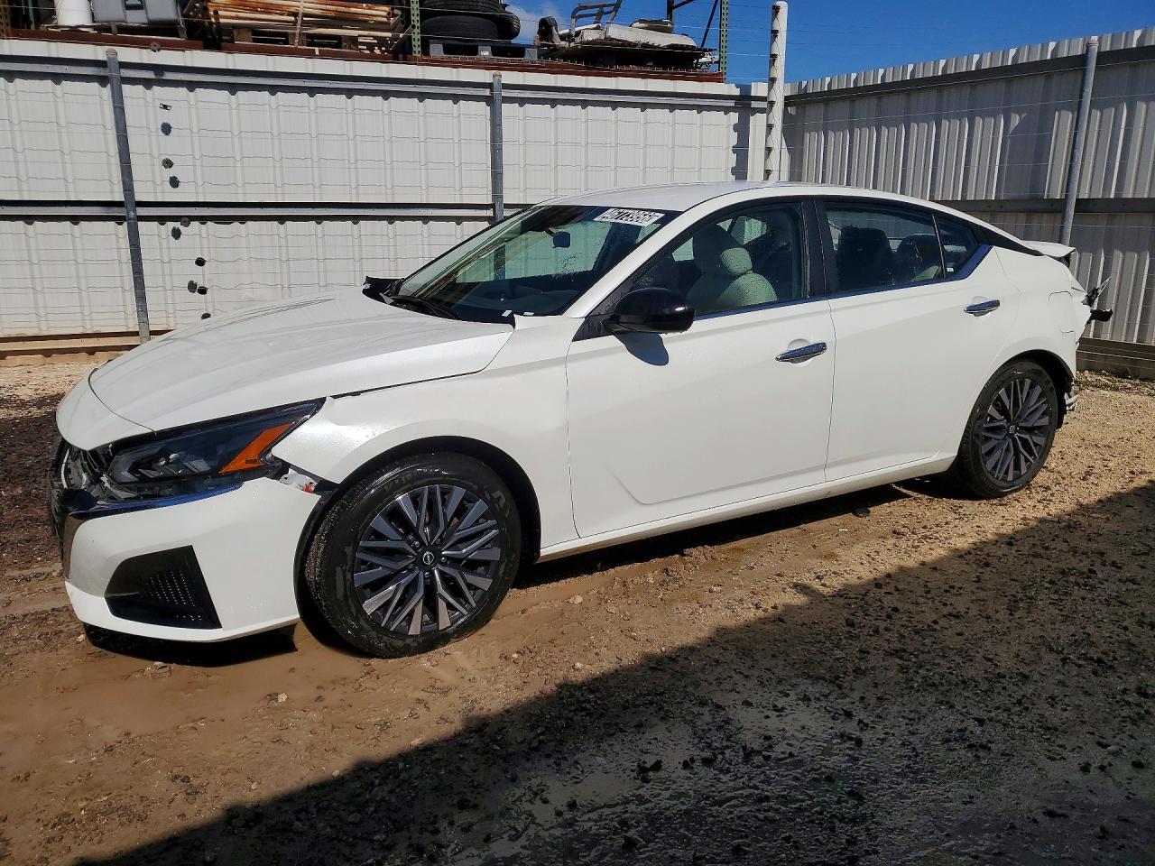 2025 NISSAN ALTIMA