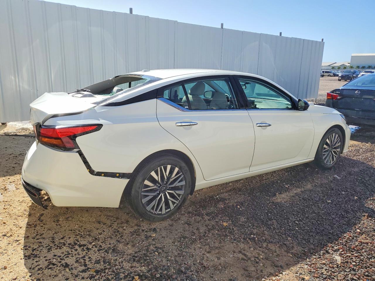 2025 NISSAN ALTIMA 2.5 SV photo 3