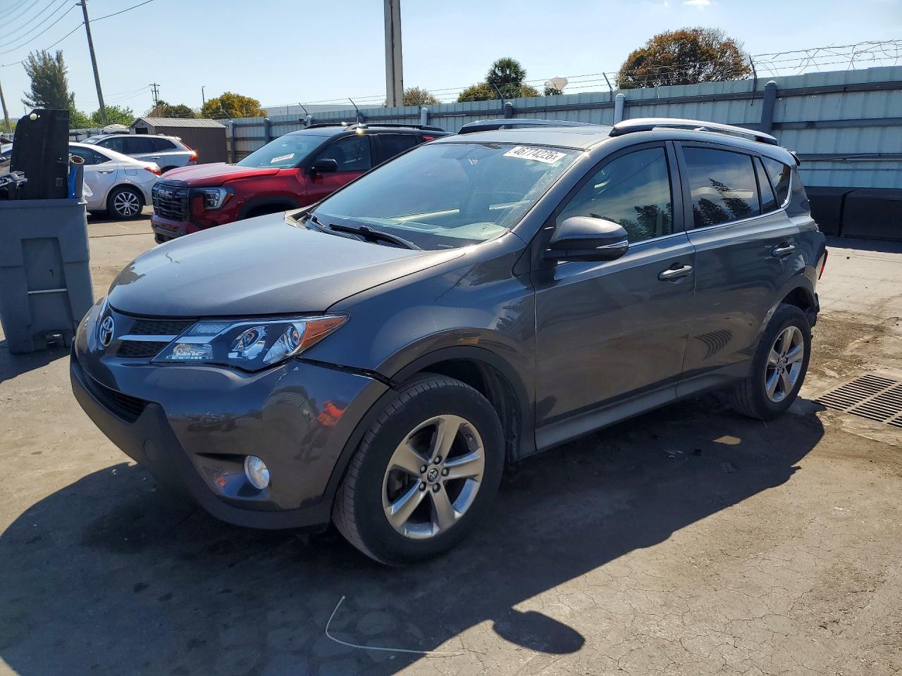 2015 TOYOTA RAV4