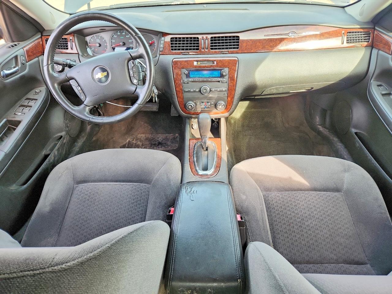 2011 CHEVROLET IMPALA LT photo 22