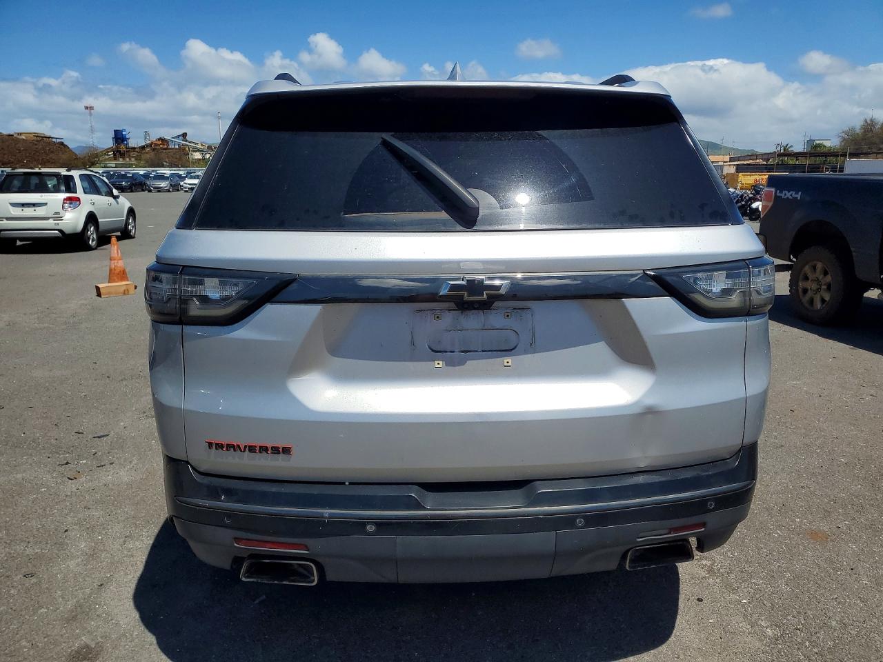2019 CHEVROLET TRAVERSE PREMIER photo 11