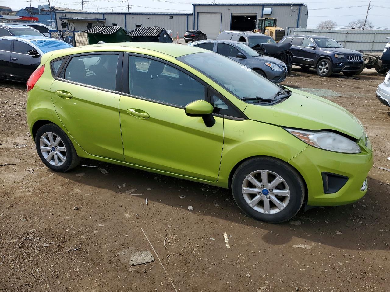 2012 FORD FIESTA photo 4