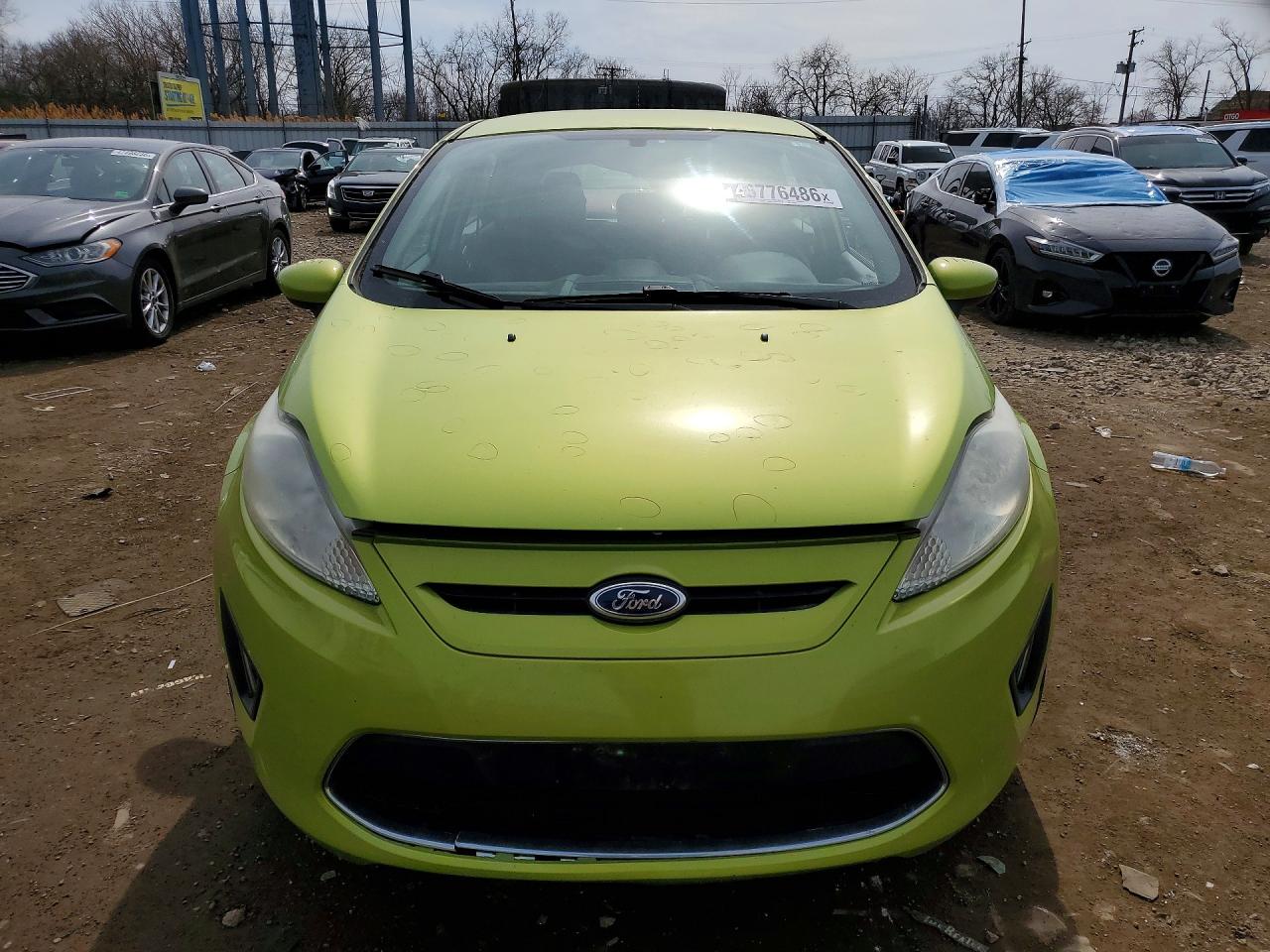 2012 FORD FIESTA photo 5