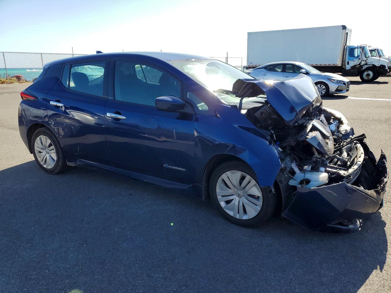 2019 NISSAN LEAF S photo 7