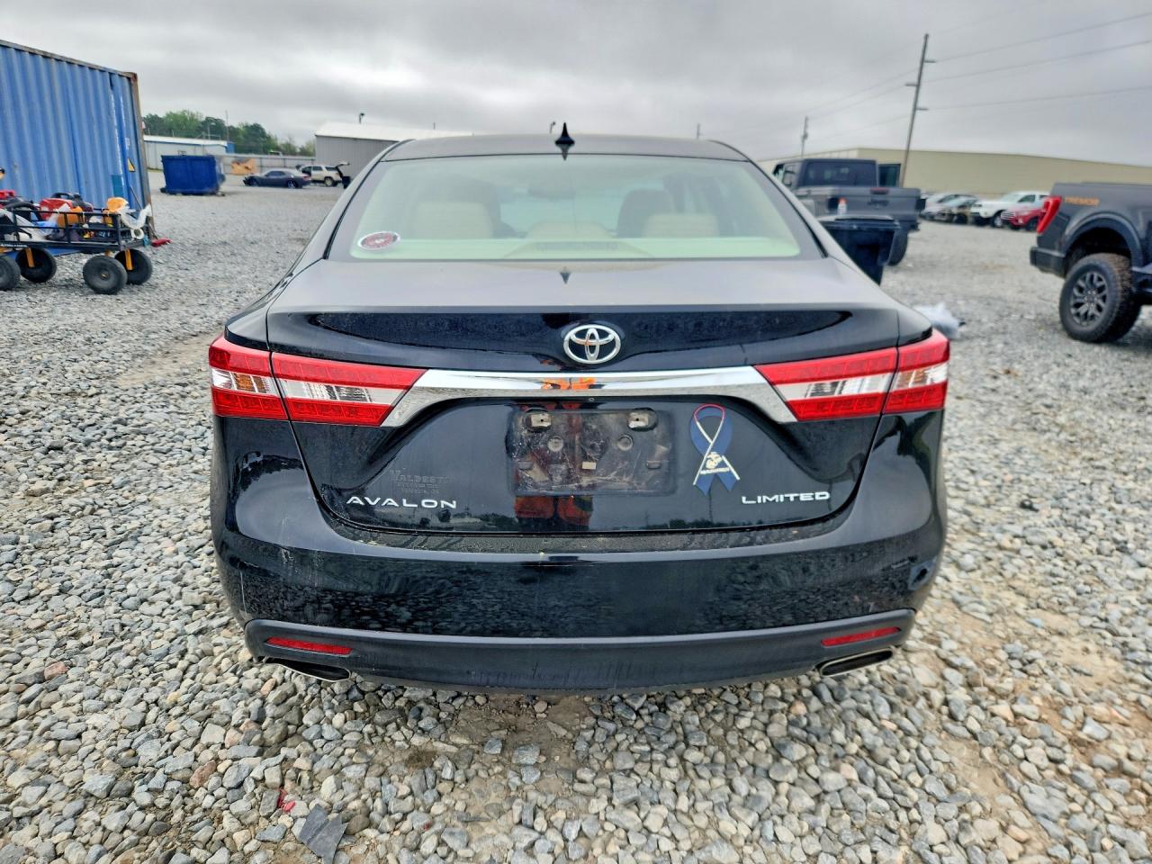2013 TOYOTA AVALON LIMITED photo 6