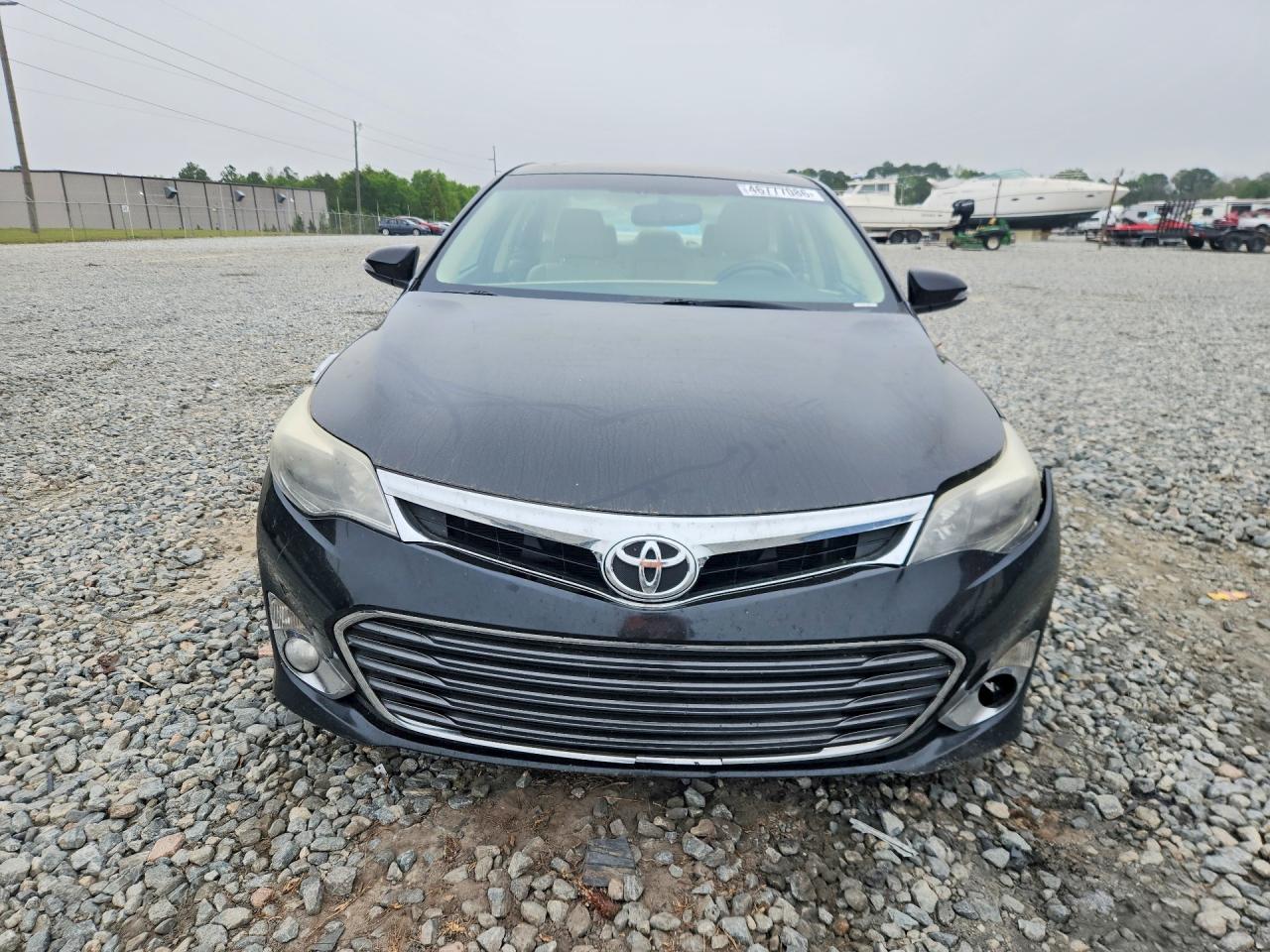 2013 TOYOTA AVALON LIMITED photo 5