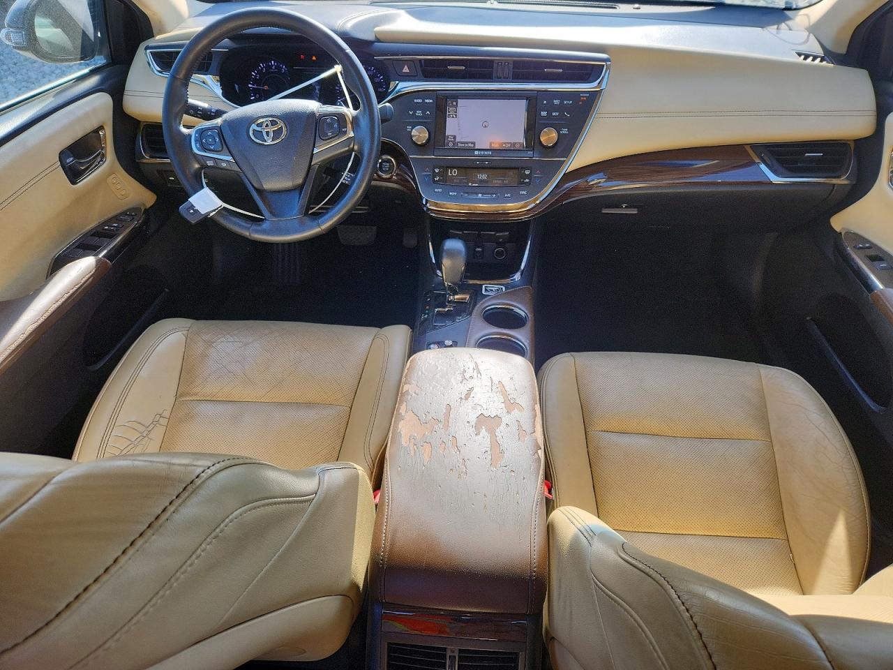 2013 TOYOTA AVALON LIMITED photo 8