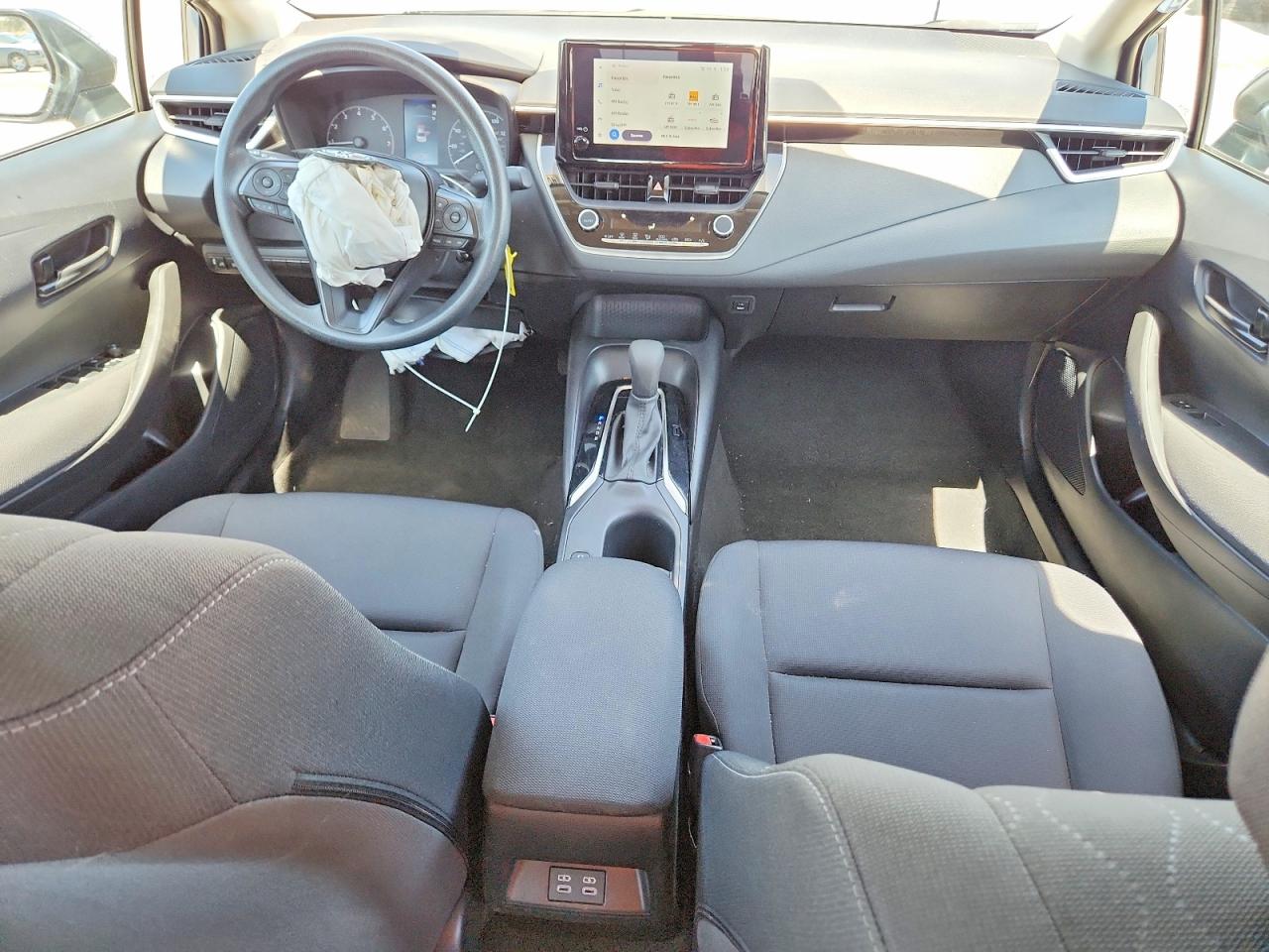 2024 TOYOTA COROLLA LE photo 15