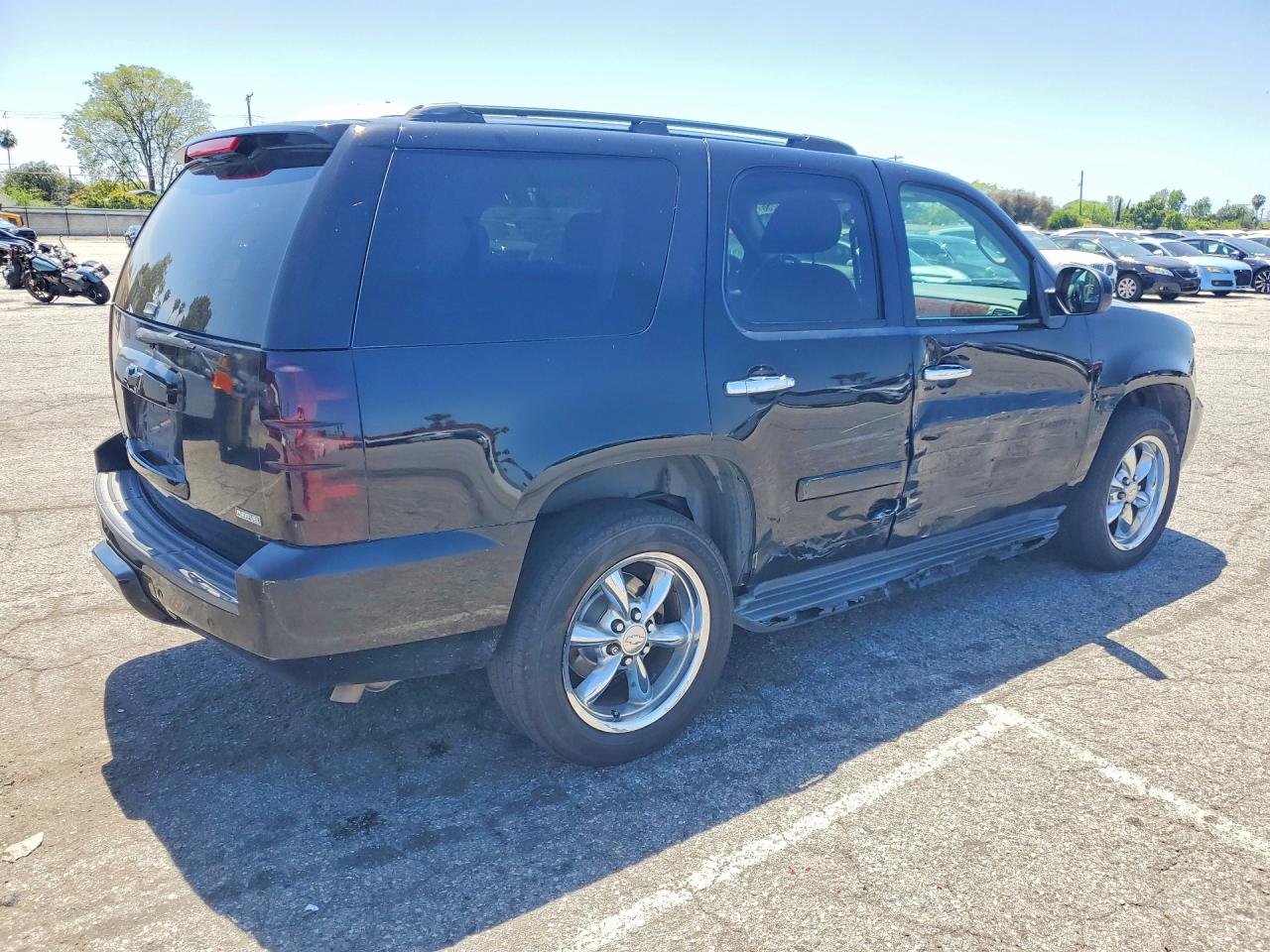2008 CHEVROLET TAHOE C1500 photo 3