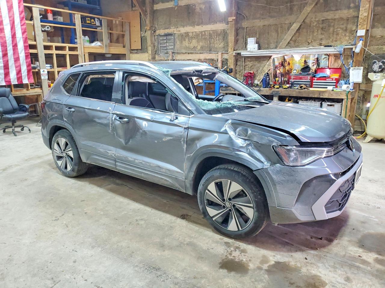 2025 VOLKSWAGEN TAOS SE photo 10