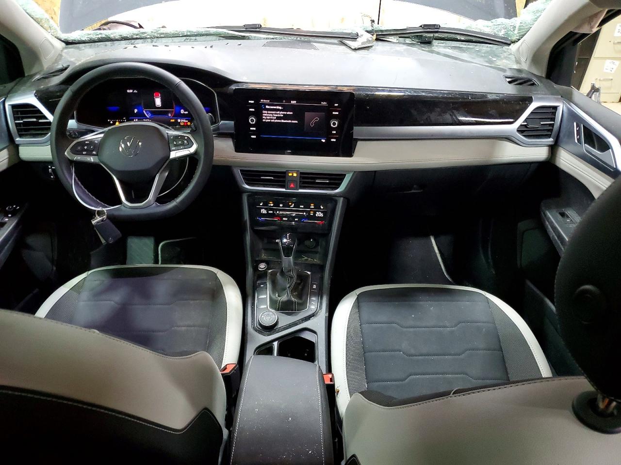 2025 VOLKSWAGEN TAOS SE photo 22