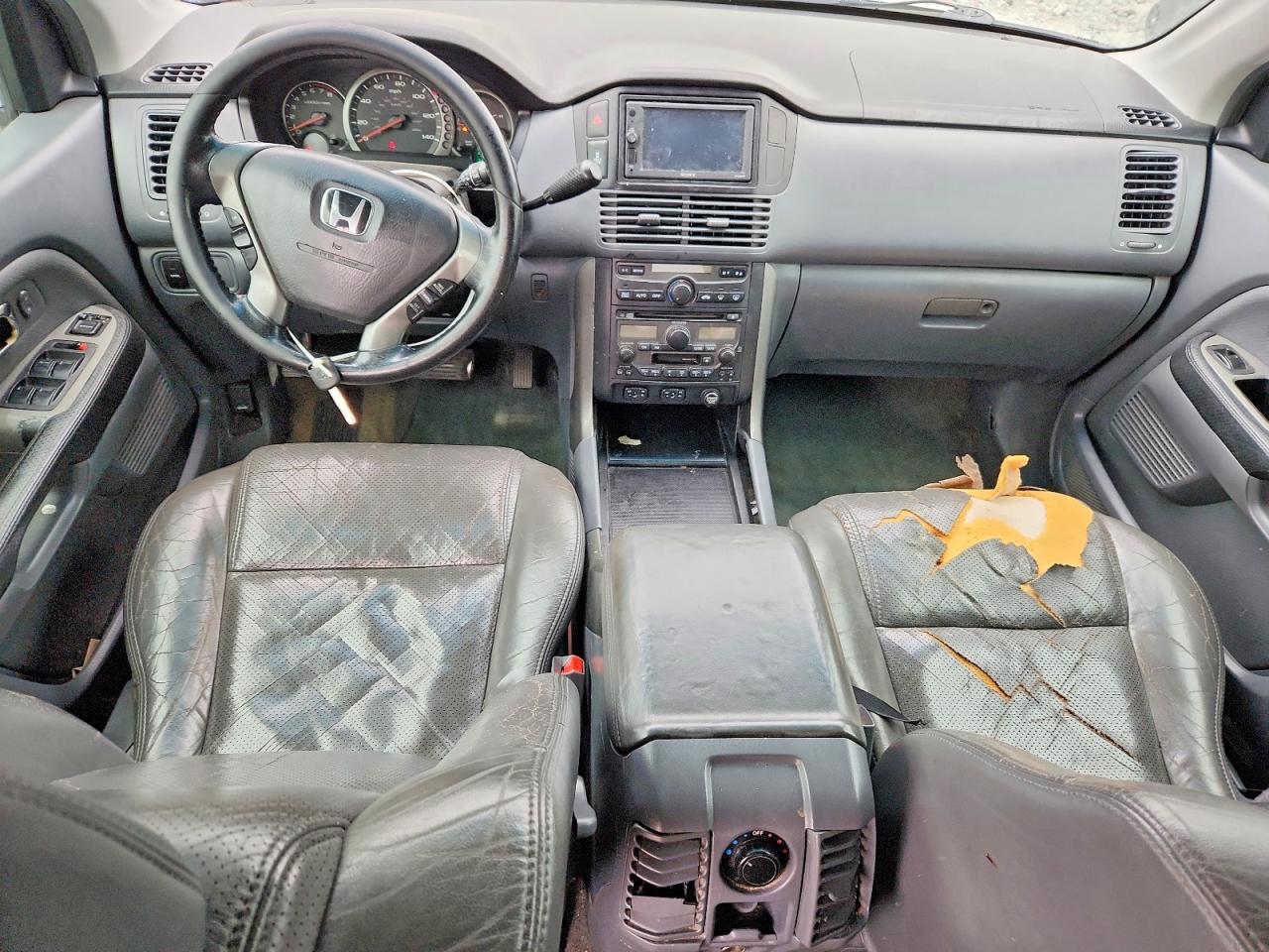 2004 HONDA PILOT EXL photo 22