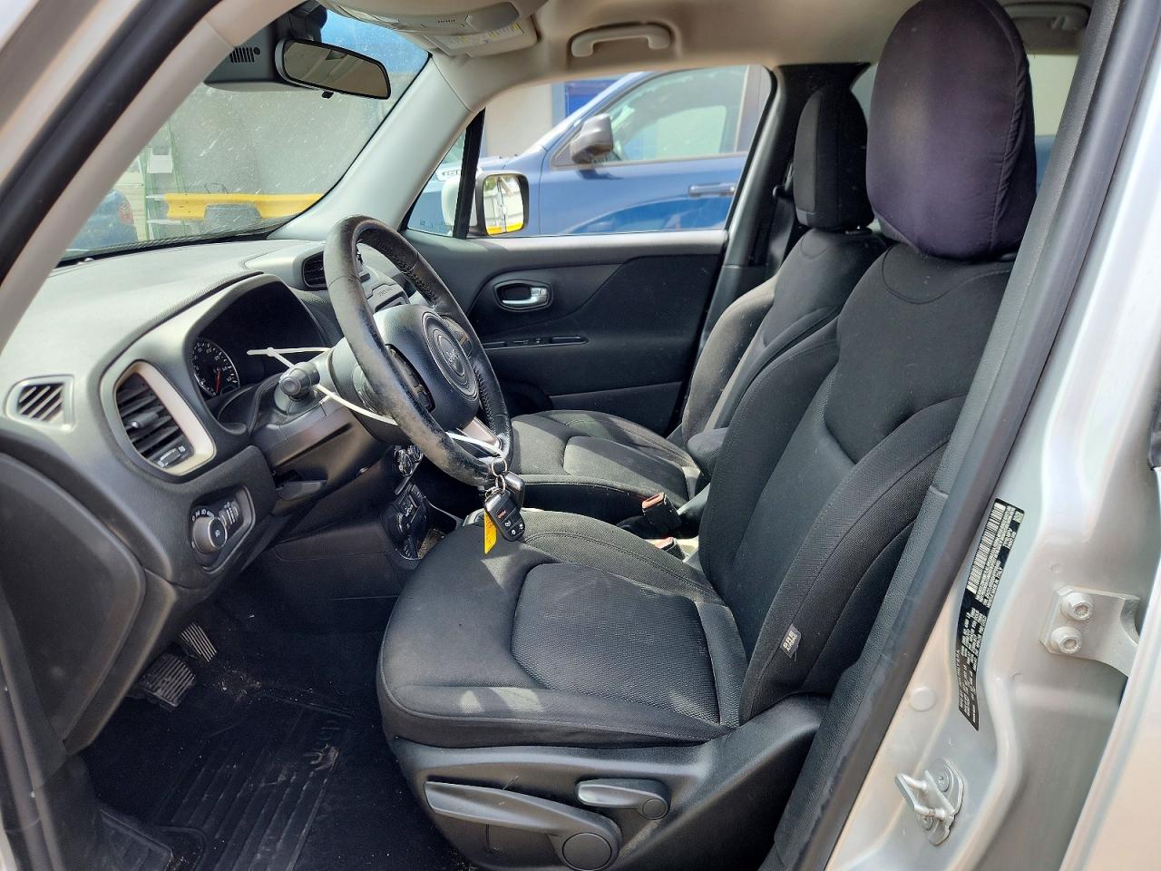 2017 JEEP RENEGADE LATITUDE photo 13