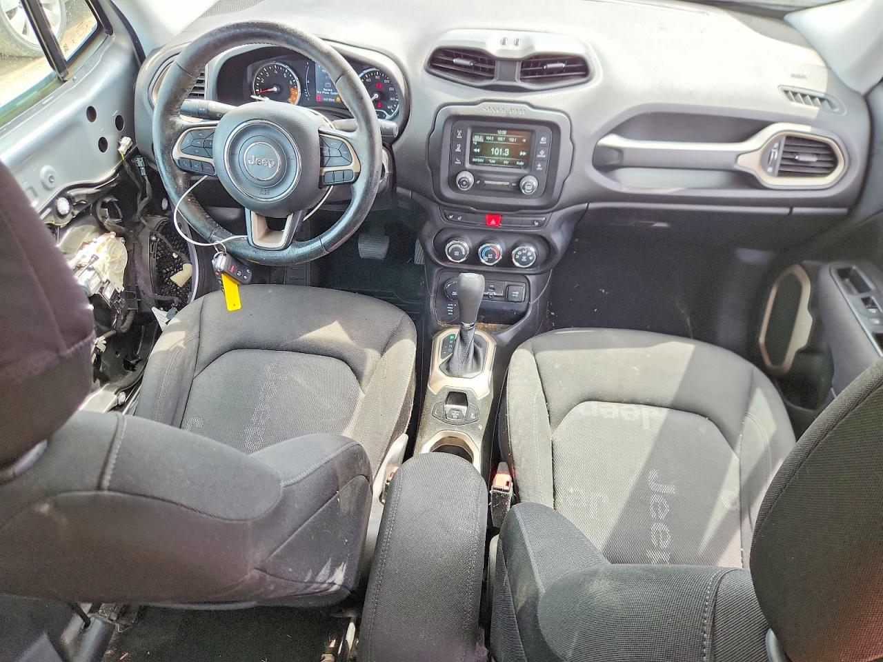 2017 JEEP RENEGADE LATITUDE photo 15
