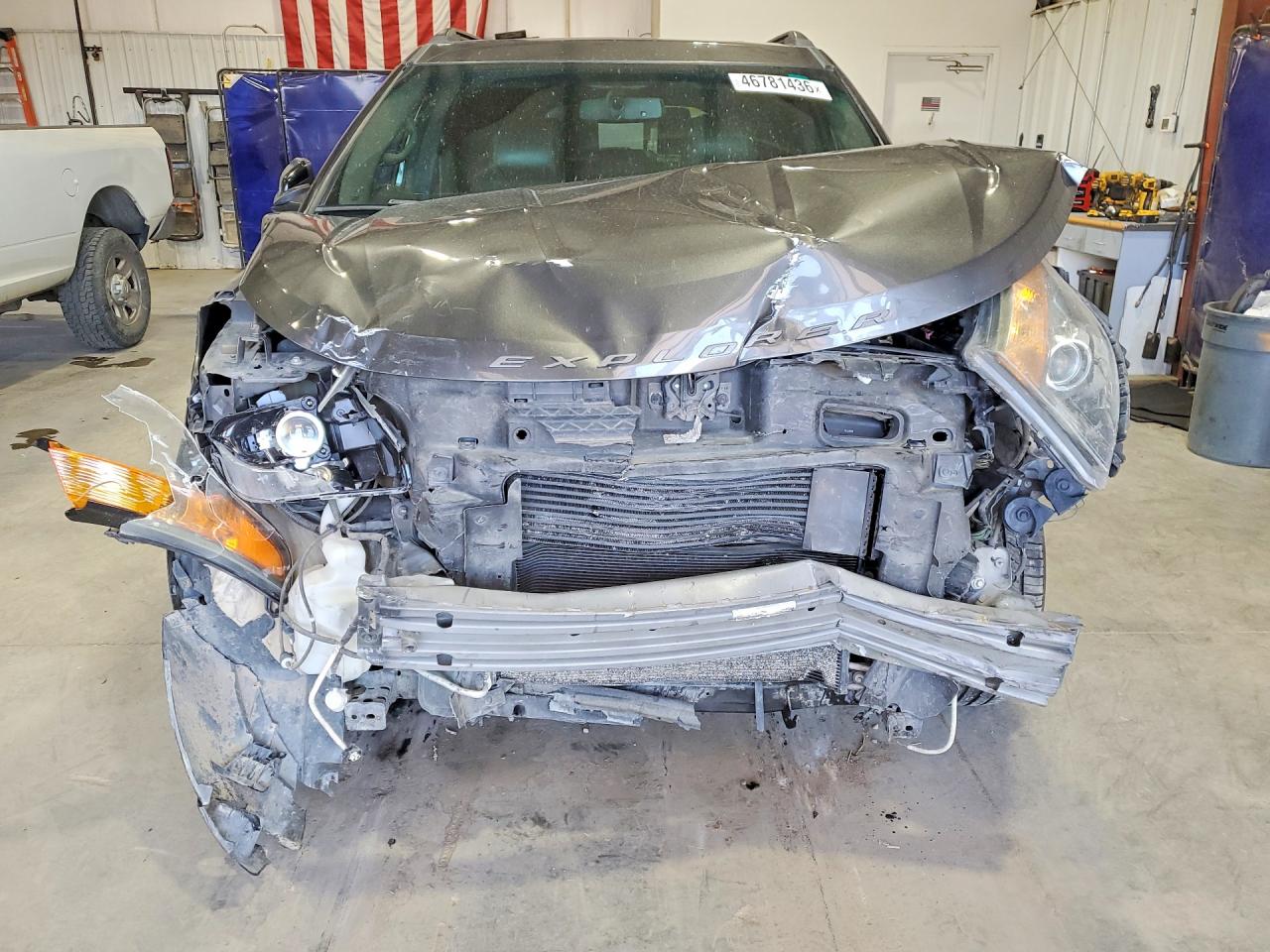 2015 FORD EXPLORER SPORT photo 13