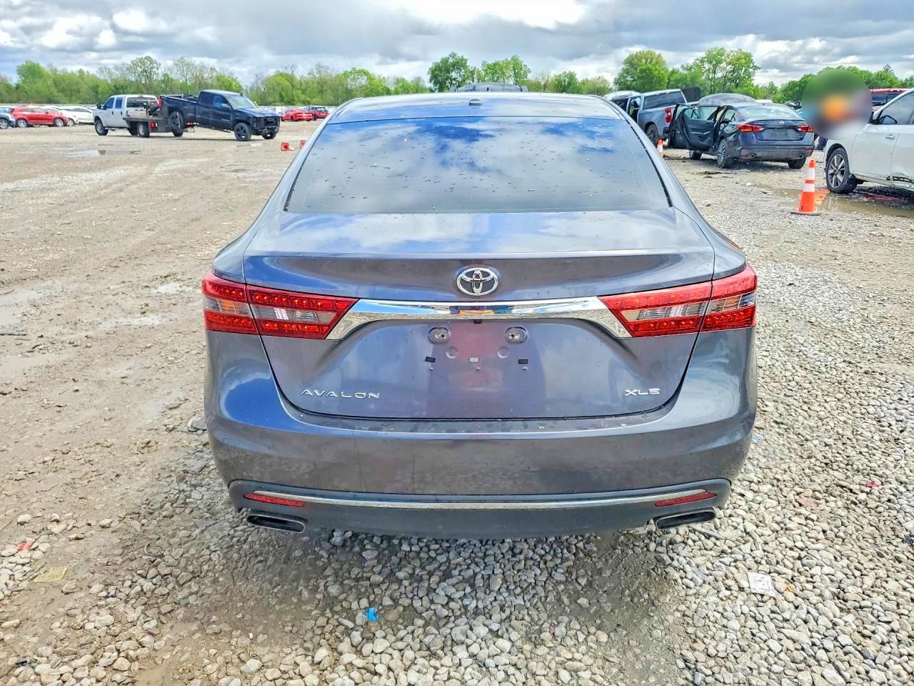 2016 TOYOTA AVALON XLE PREMIUM photo 6