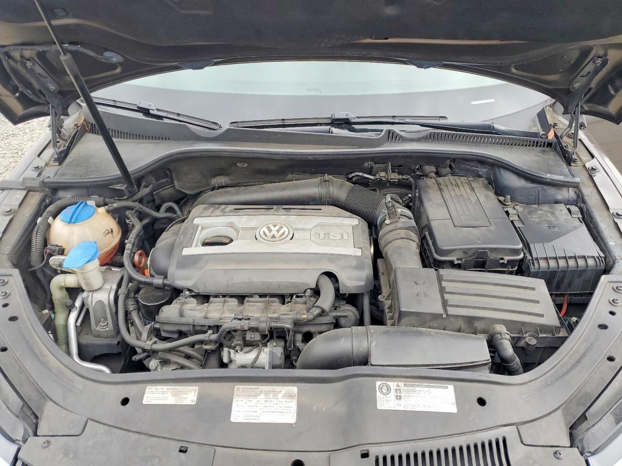 2012 VOLKSWAGEN EOS LUX photo 21