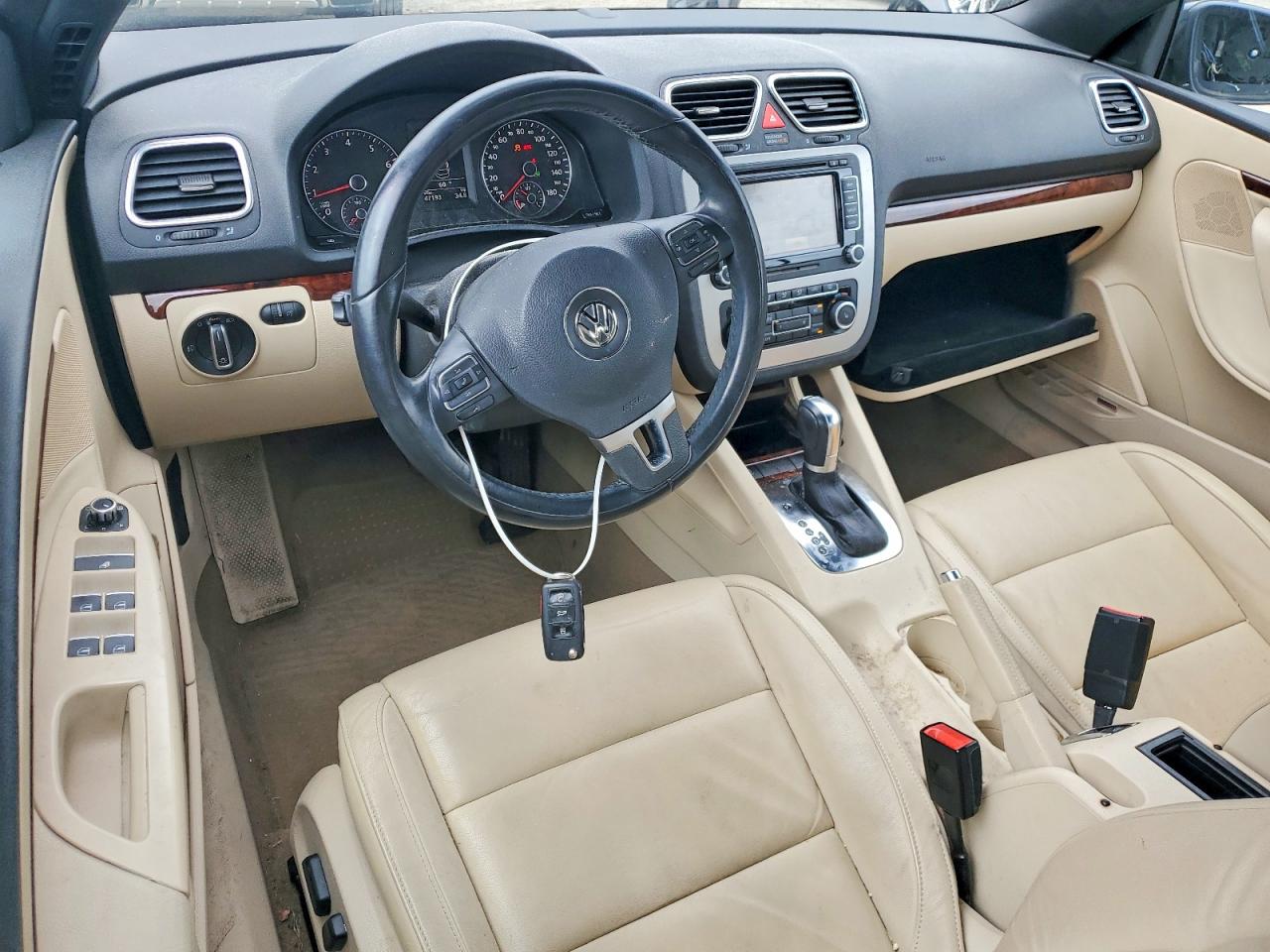 2012 VOLKSWAGEN EOS LUX photo 15
