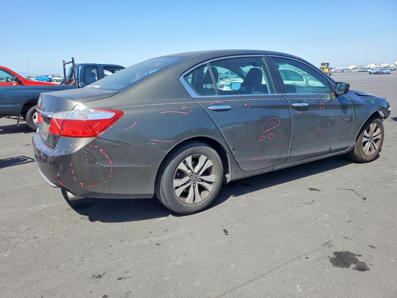 2013 HONDA ACCORD LX photo 7