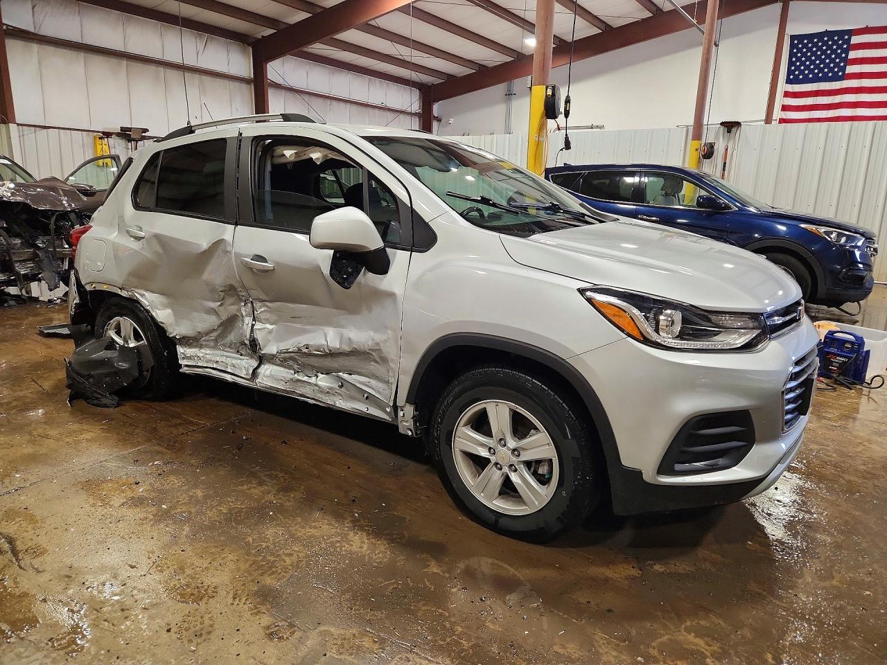 2022 CHEVROLET TRAX 1LT photo 7