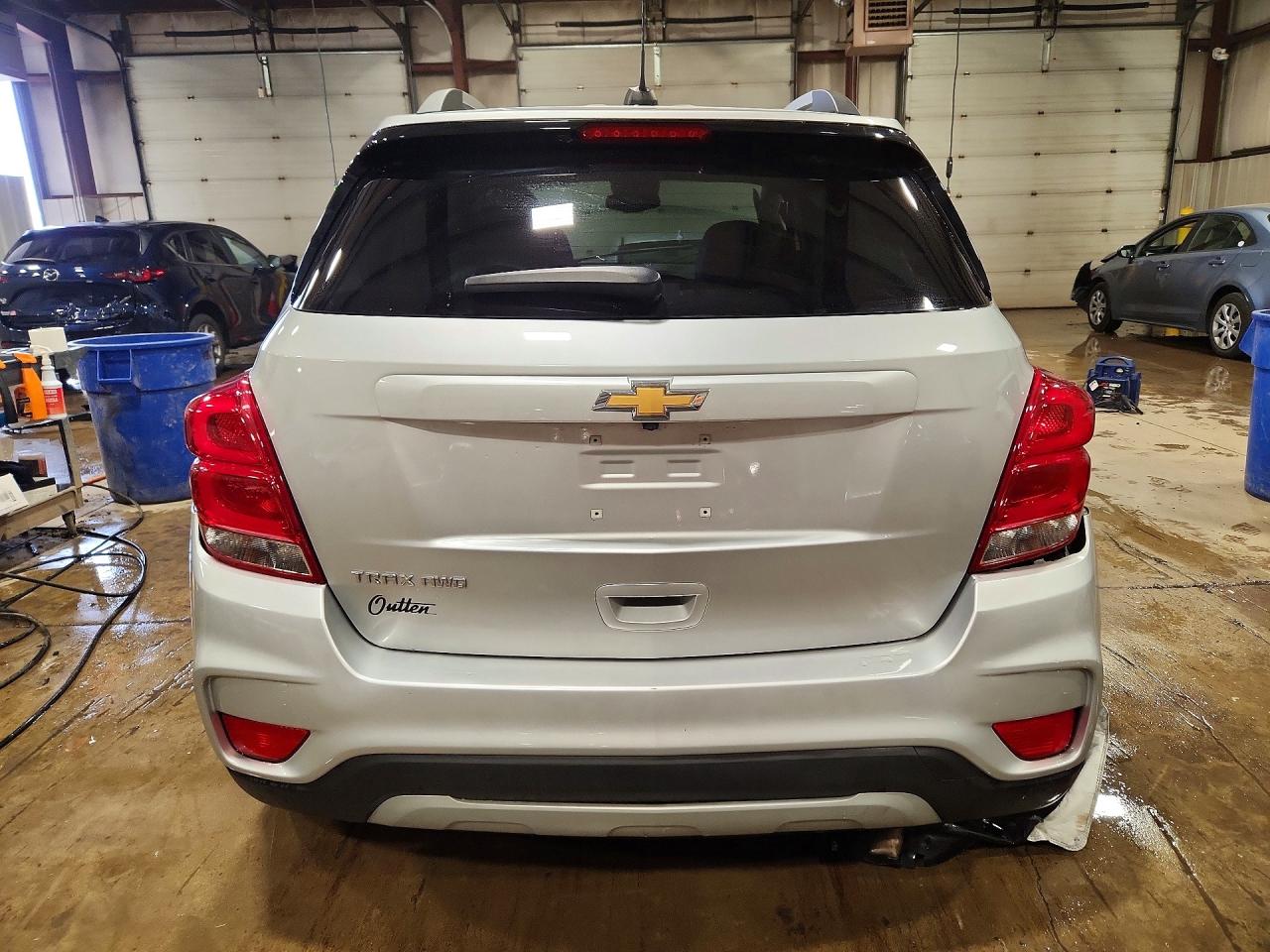 2022 CHEVROLET TRAX 1LT photo 11