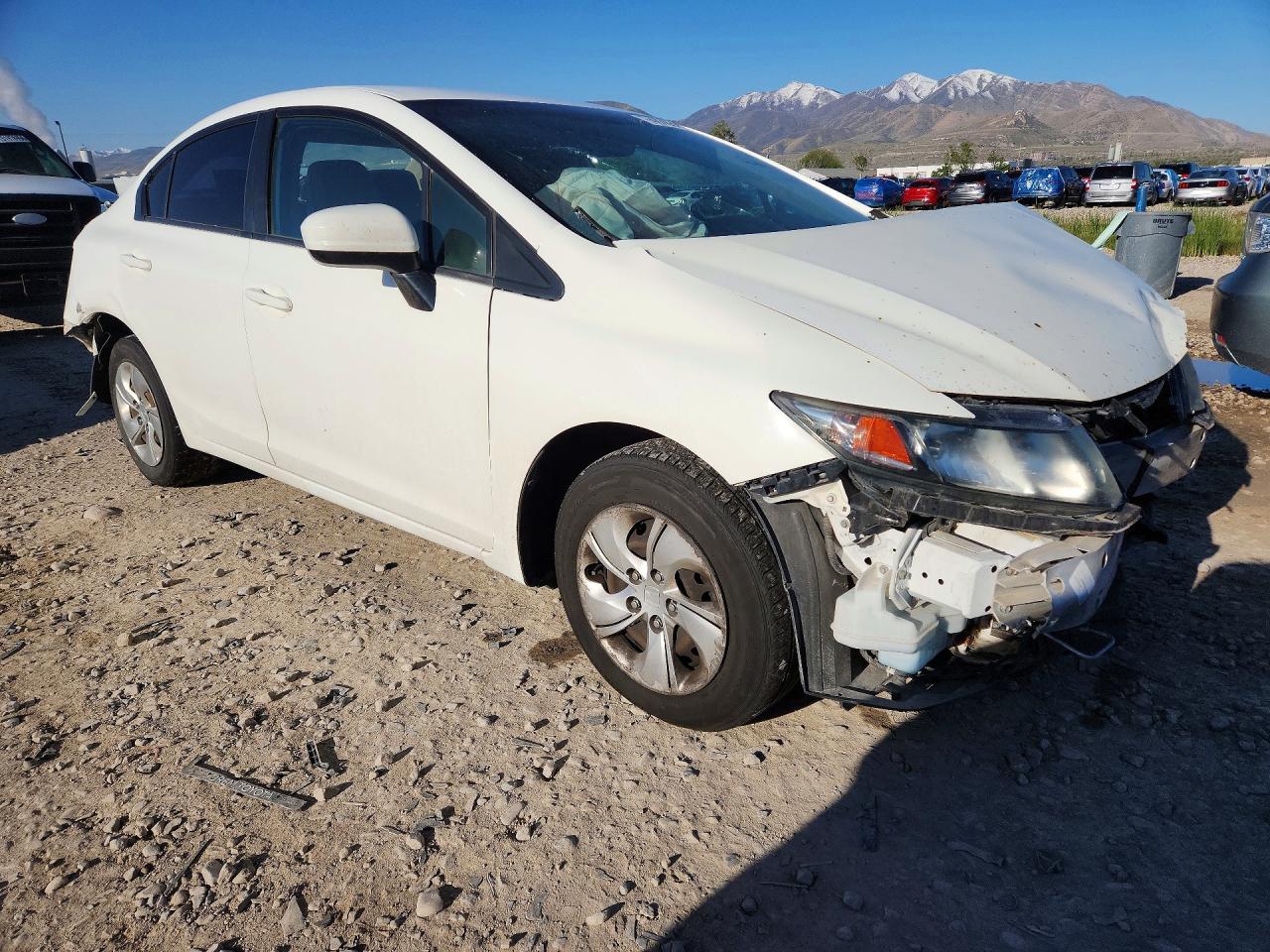 2015 HONDA CIVIC LX photo 4