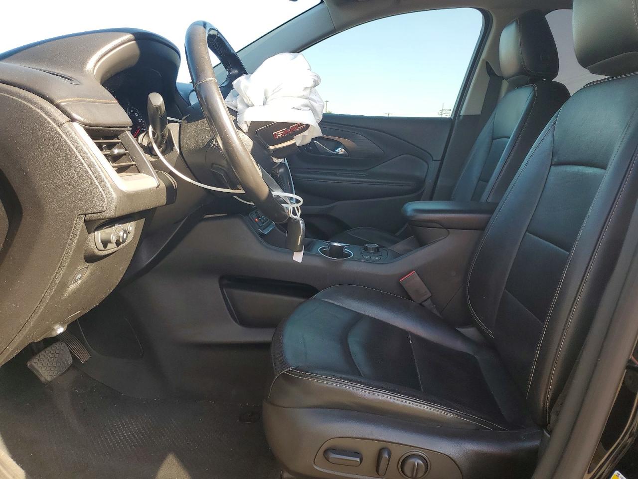 2019 GMC TERRAIN photo 13