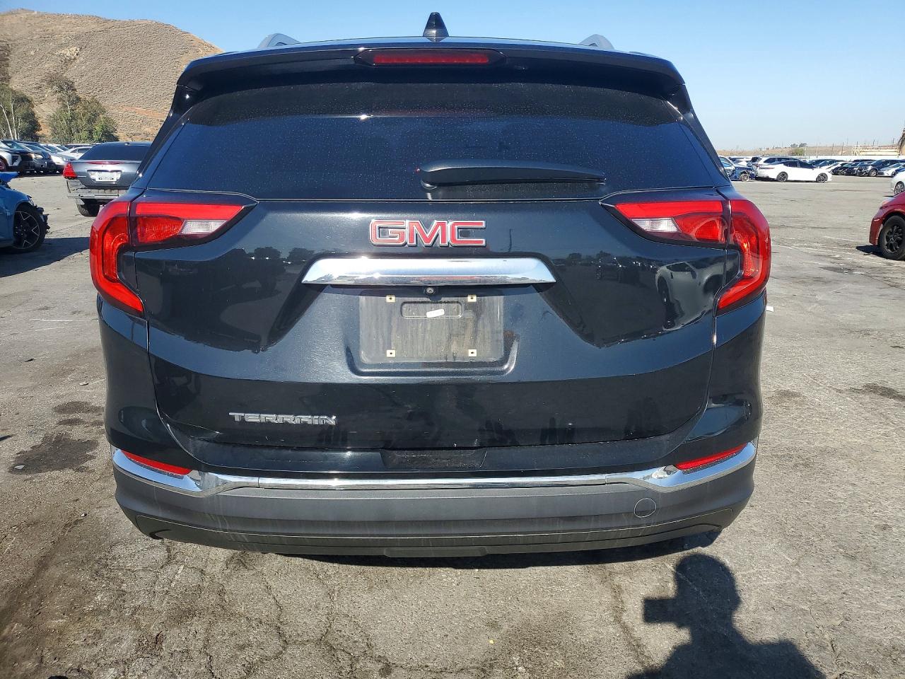 2019 GMC TERRAIN photo 11