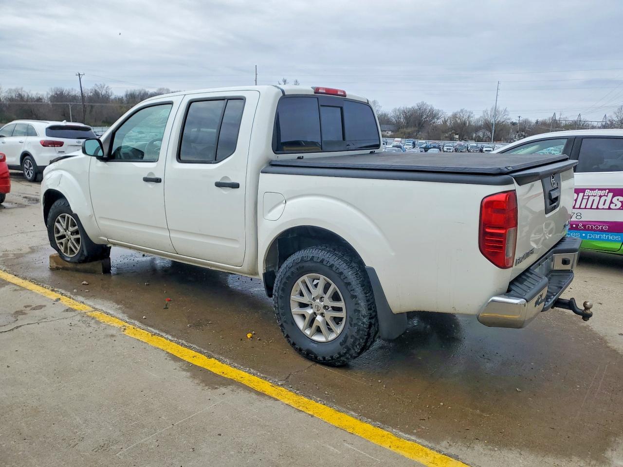 2019 NISSAN FRONTIER SV photo 3