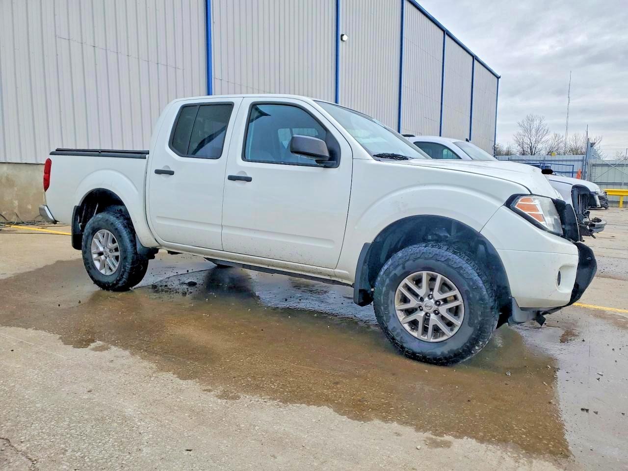 2019 NISSAN FRONTIER SV photo 7