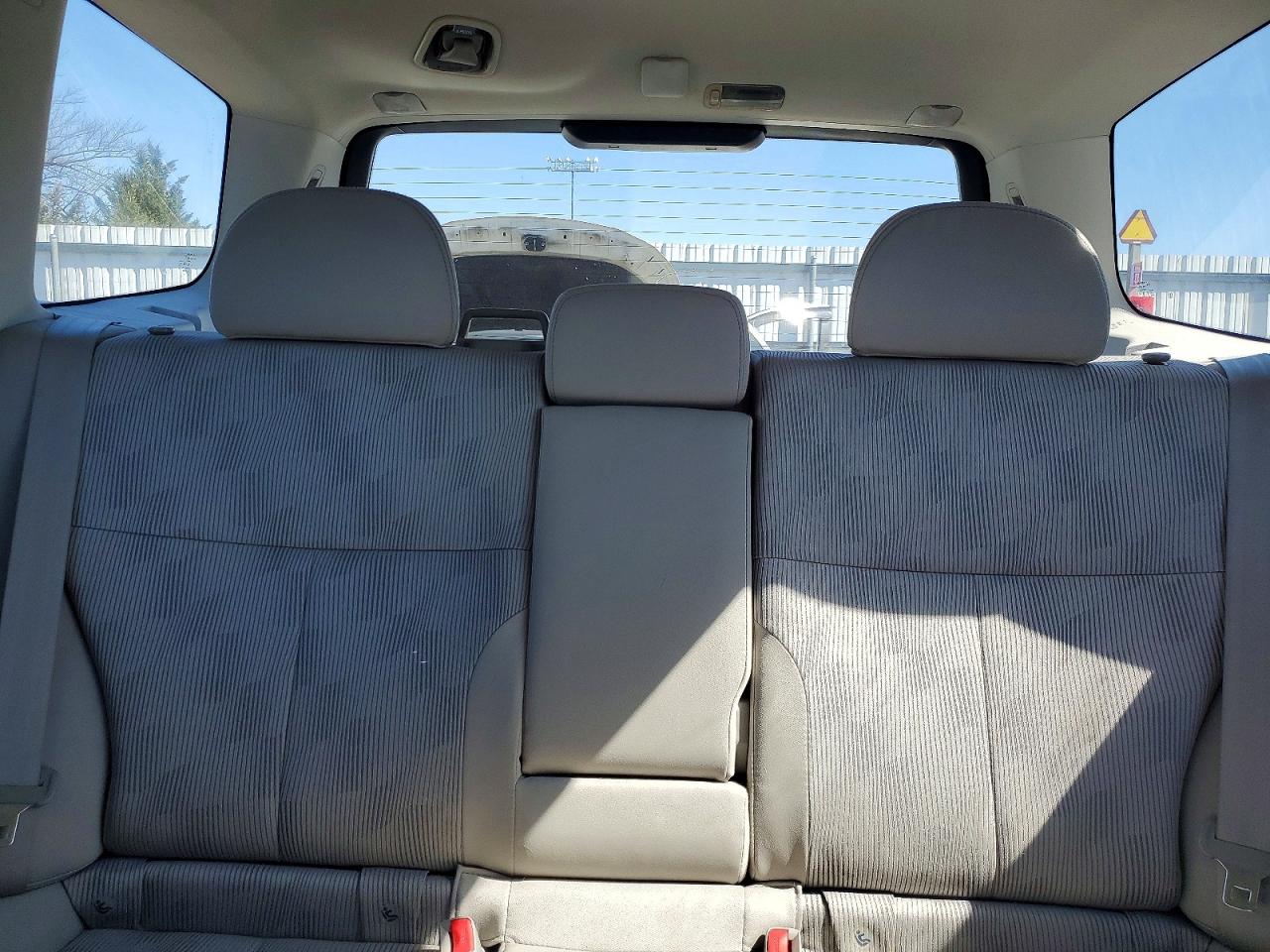 2010 SUBARU FORESTER XS photo 10