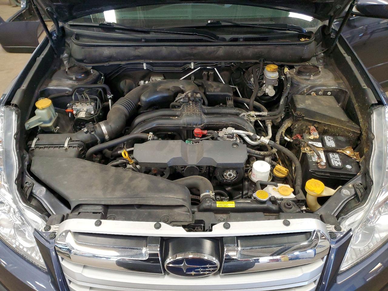 2014 SUBARU OUTBACK 2.5I PREMIUM photo 23
