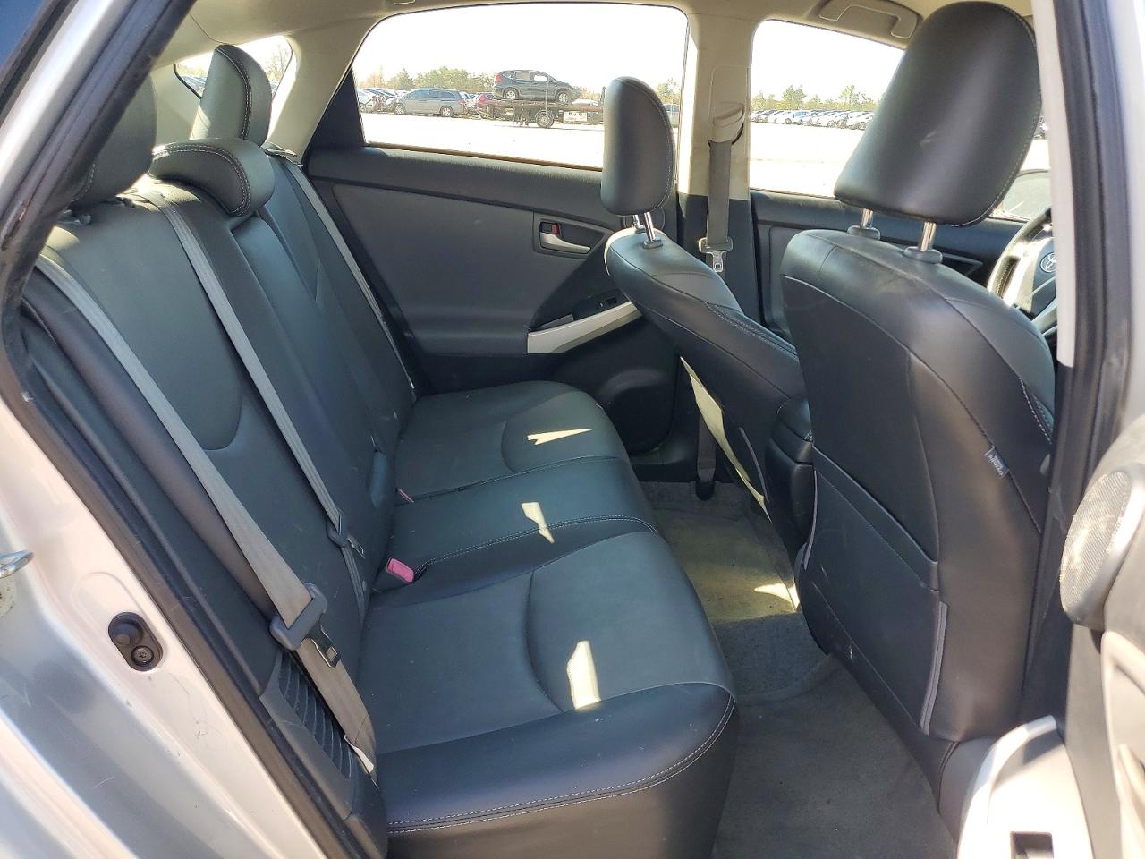 2013 TOYOTA PRIUS FOUR photo 19