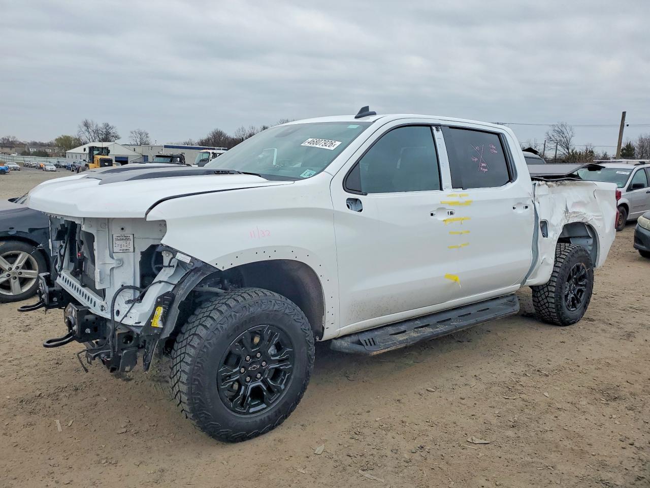 2025 CHEVROLET SILVERADO