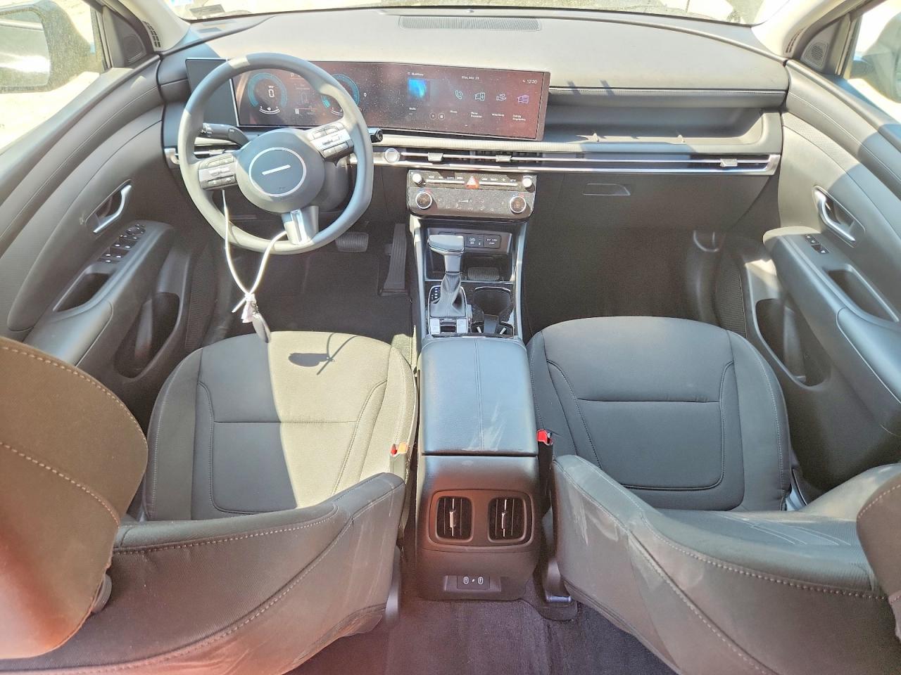 2025 HYUNDAI TUCSON SEL photo 15