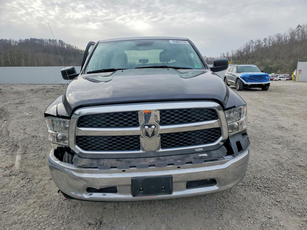 2022 RAM 1500 CLASSIC SLT photo 5