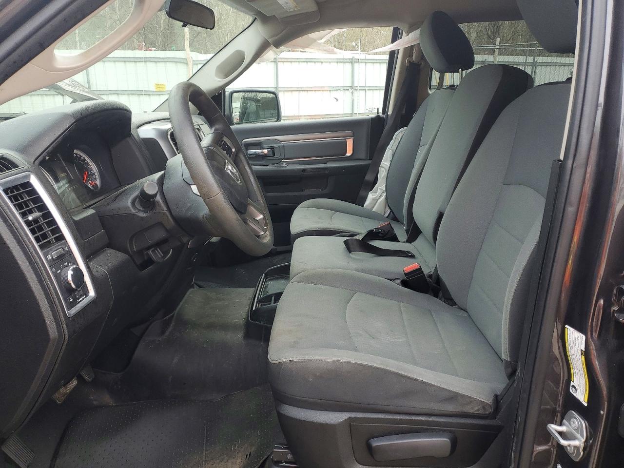 2022 RAM 1500 CLASSIC SLT photo 7