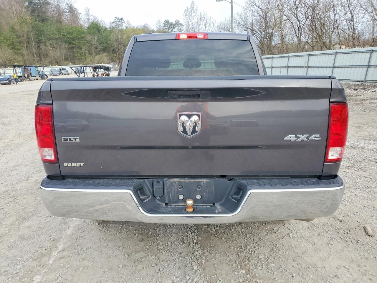 2022 RAM 1500 CLASSIC SLT photo 6
