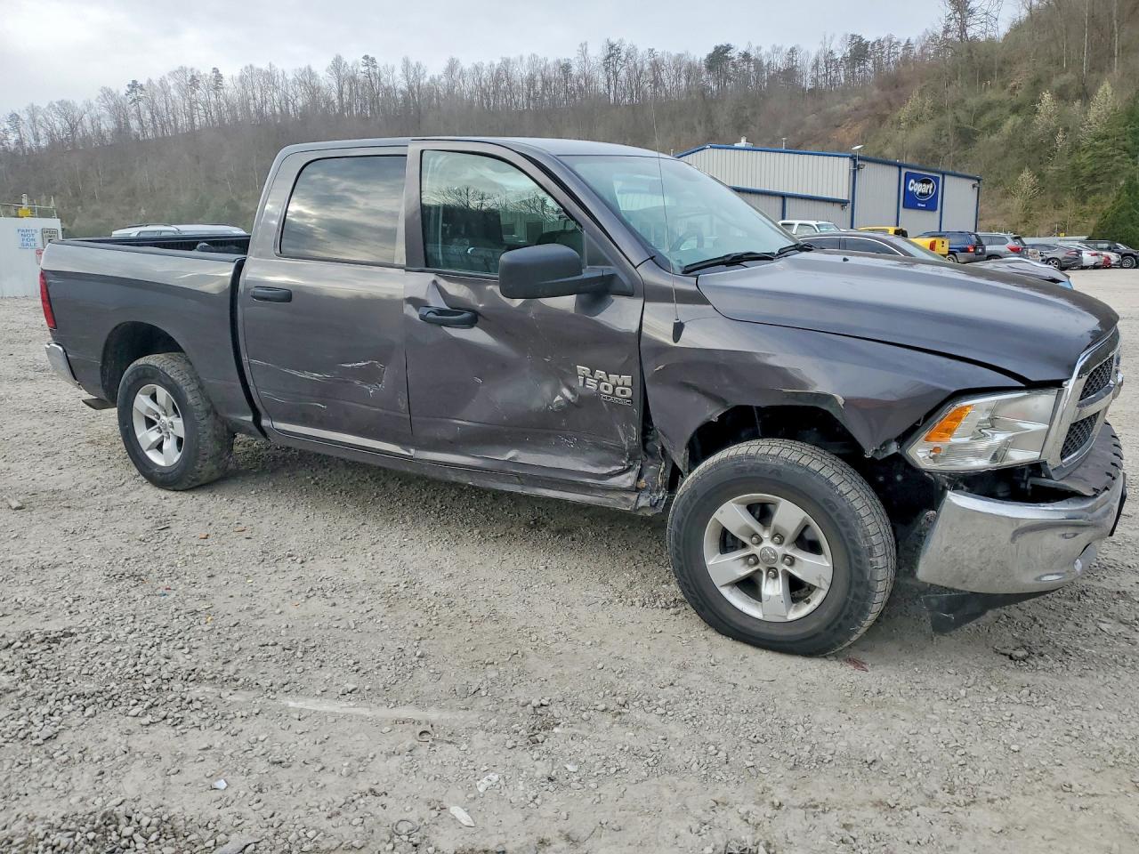 2022 RAM 1500 CLASSIC SLT photo 4
