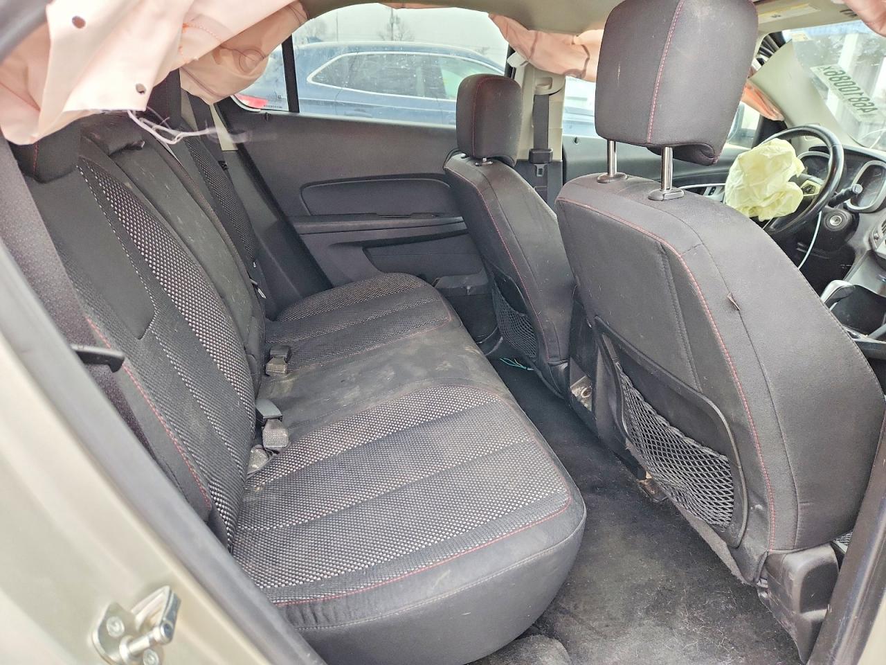 2015 CHEVROLET EQUINOX LT photo 31