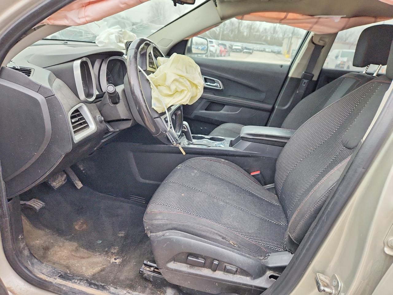 2015 CHEVROLET EQUINOX LT photo 19