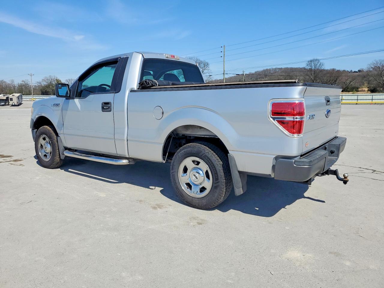 2011 FORD F150 photo 2