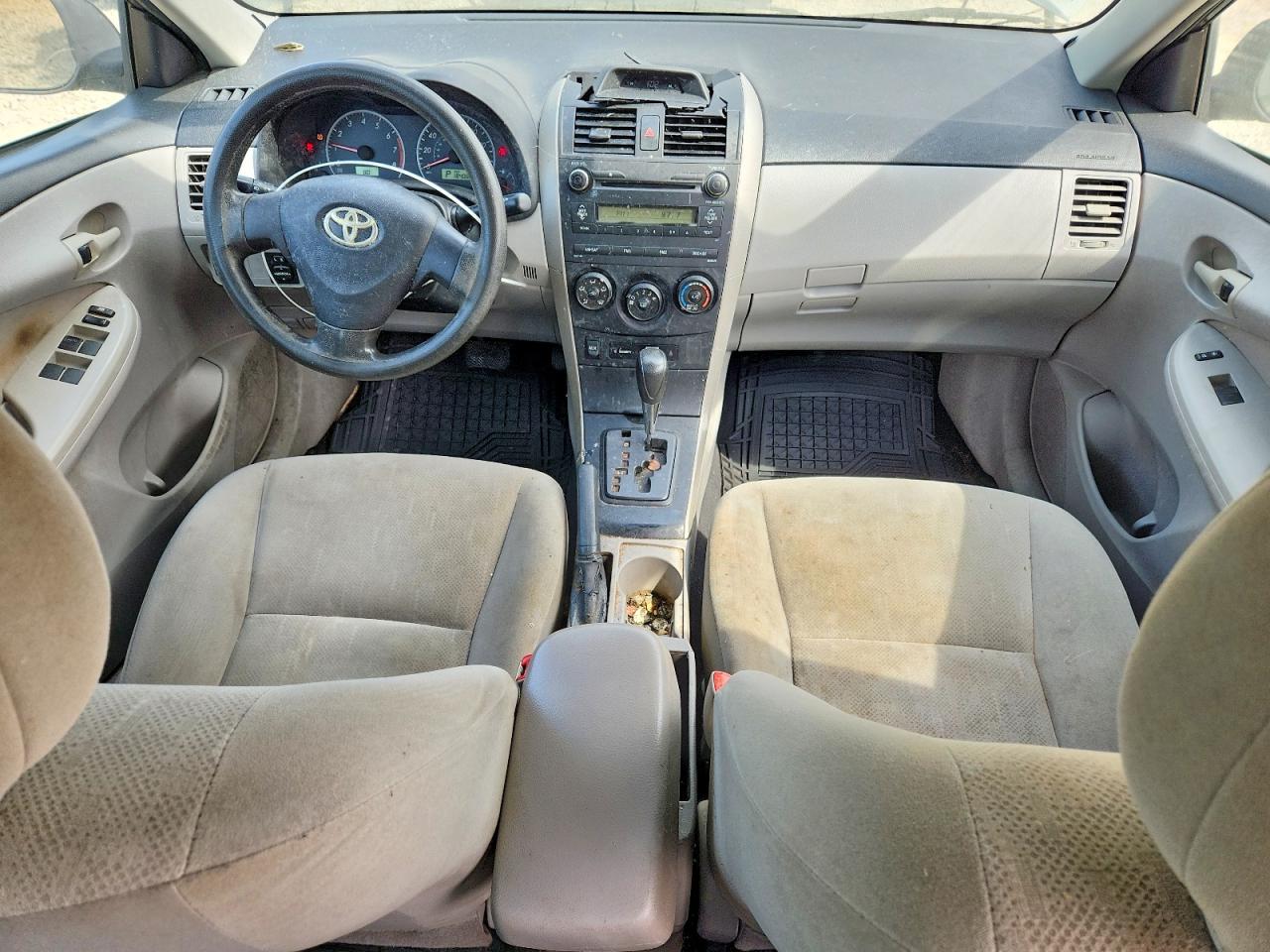 2012 TOYOTA COROLLA L photo 15