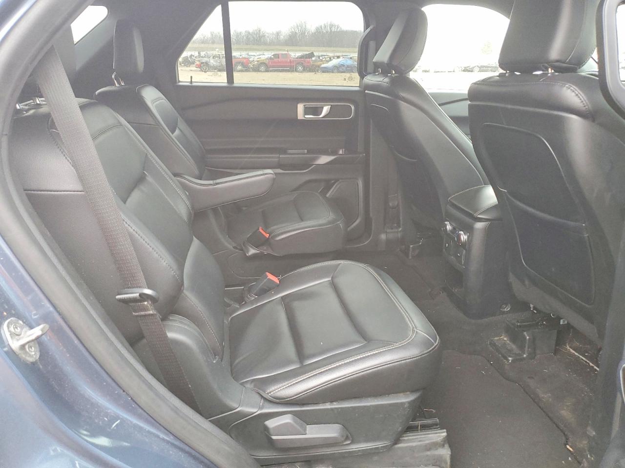 2020 FORD EXPLORER XLT photo 21