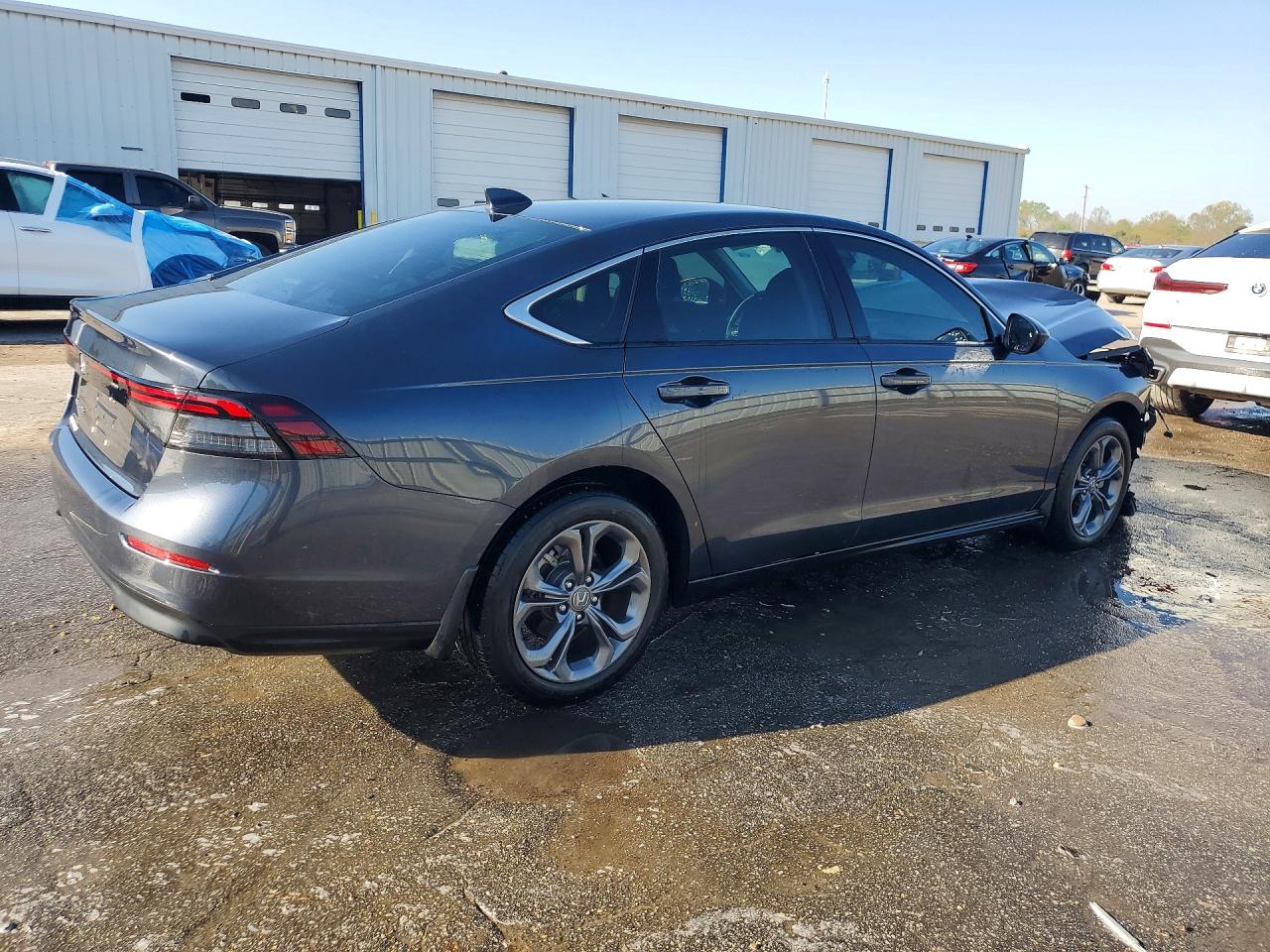 2024 HONDA ACCORD EX photo 5