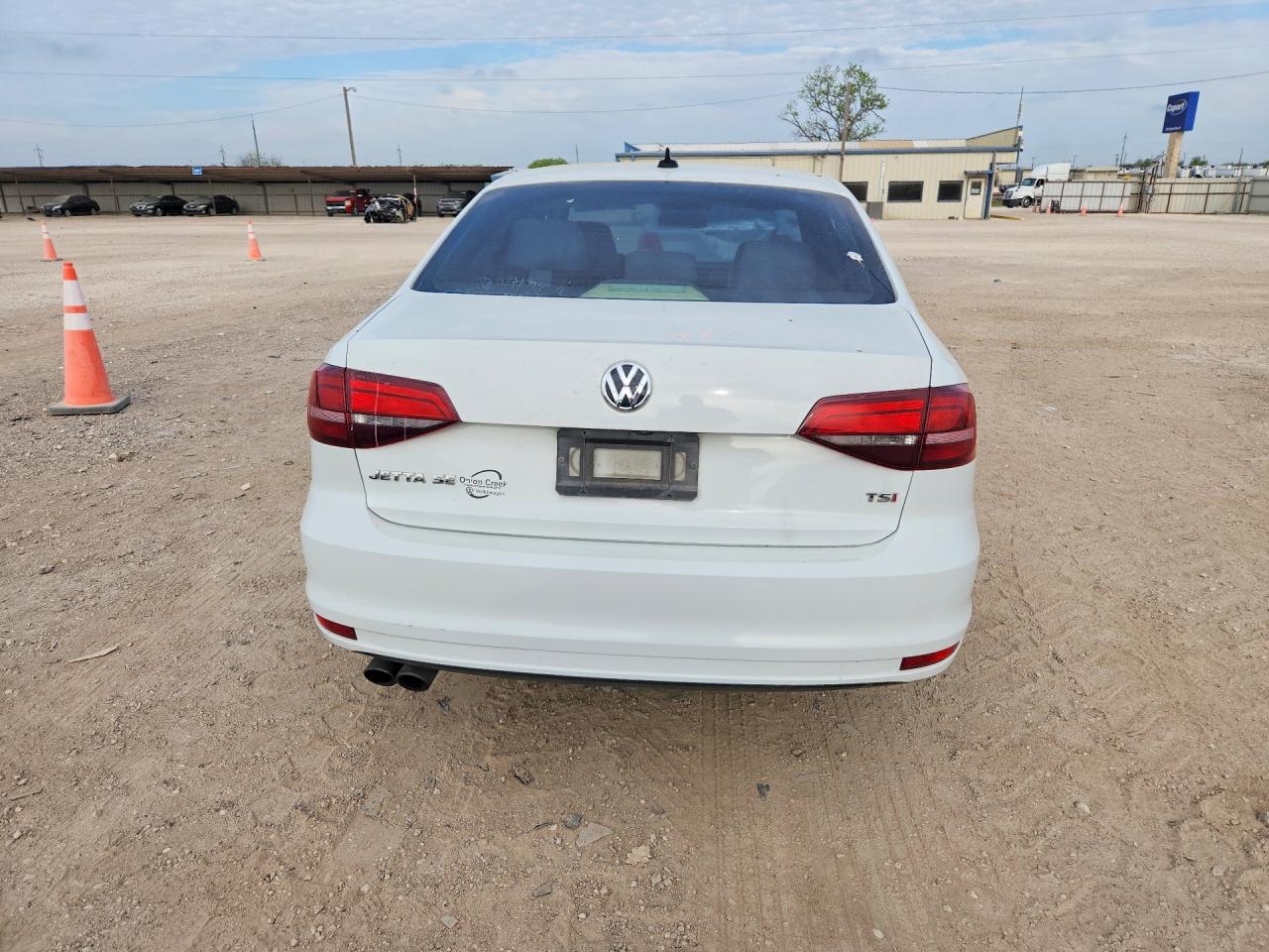 2018 VOLKSWAGEN JETTA SE photo 11