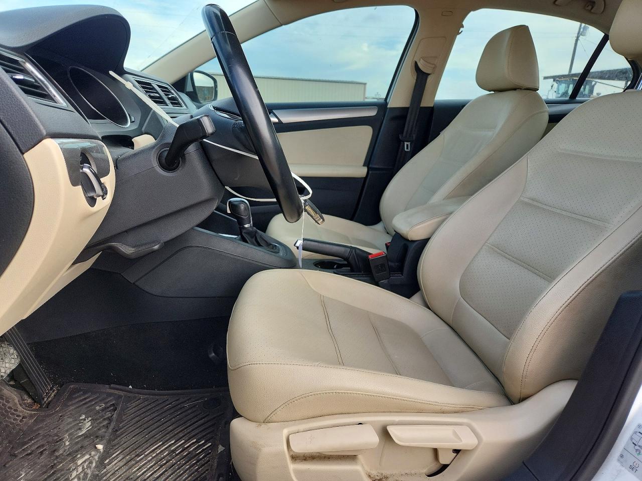 2018 VOLKSWAGEN JETTA SE photo 13