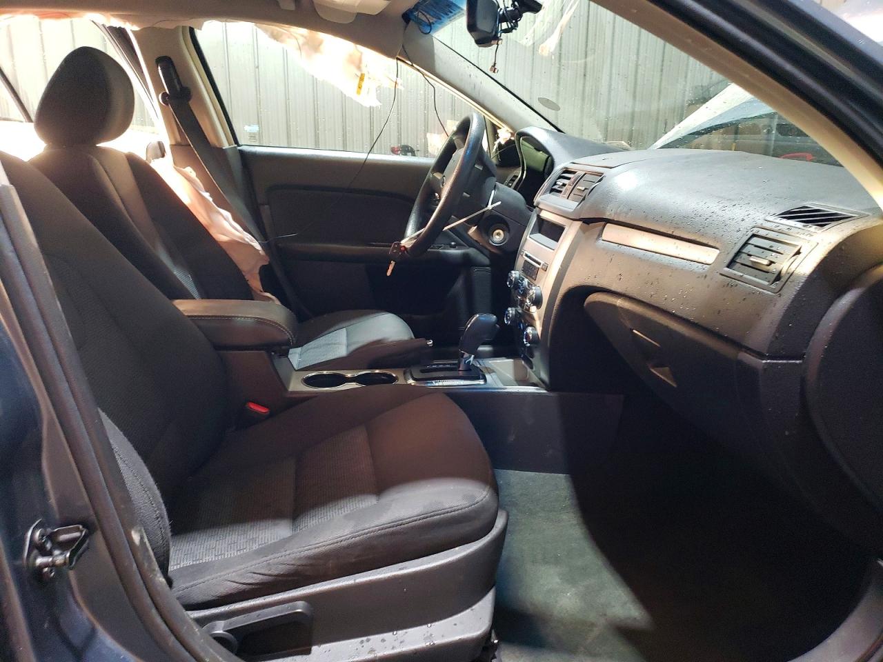 2011 FORD FUSION SE photo 7